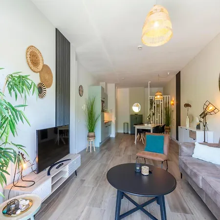 An Open Spacious Appartement